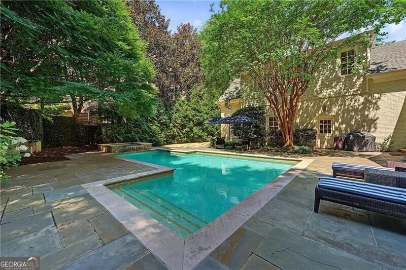 Photo 26 of 82 Blackland Road NW