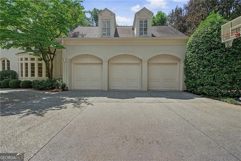 Photo 33 of 82 Blackland Road NW