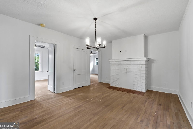Photo 9 of 1025 Katherwood Drive SW
