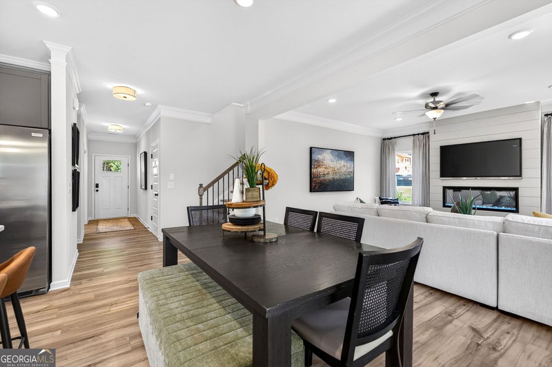 Photo 6 of 5037 Cecelia Drive