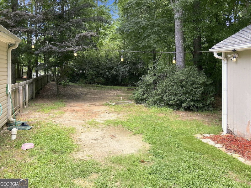 Photo 4 of 900 Willow Springs Court