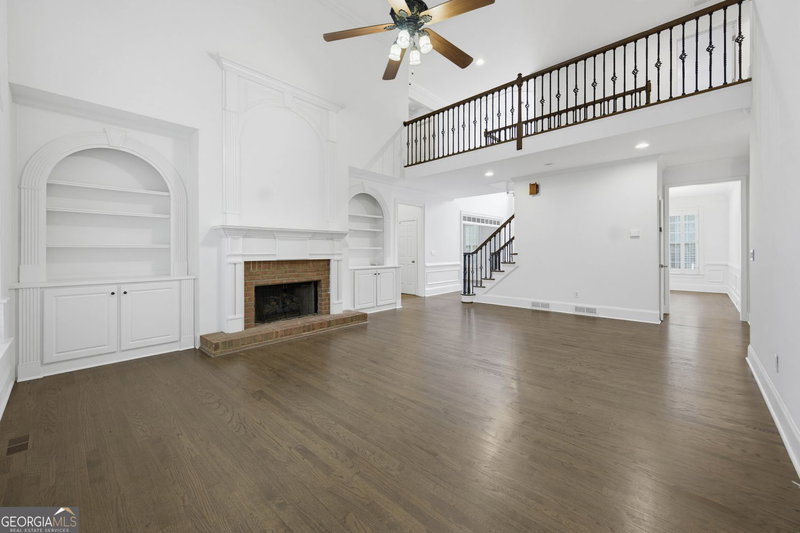 Photo 9 of 735 Westwind Lane