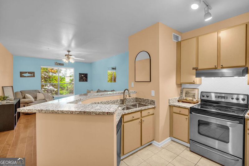 Photo 9 of 821 Ralph Mcgill Boulevard NE #2303