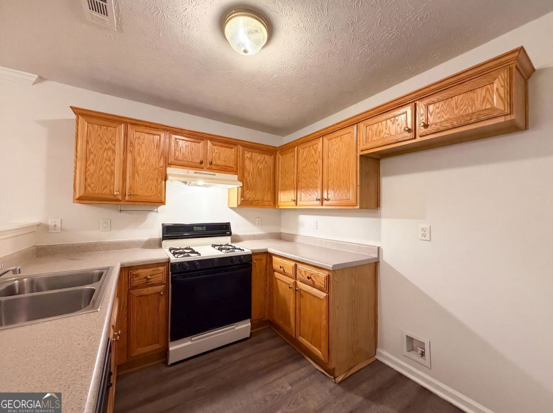Photo 13 of 10543 Crabtree Drive