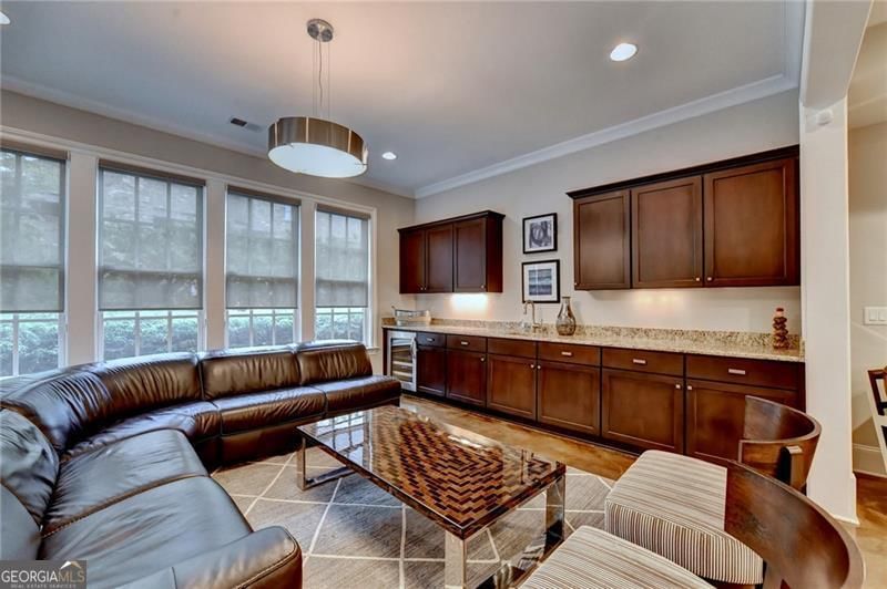 Photo 19 of 215 Penrith Place