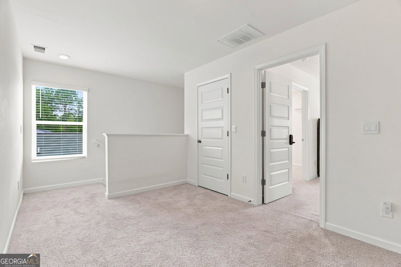 Photo 12 of 1087 Rigby Court SE