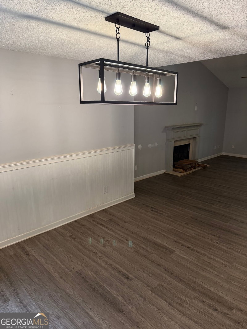 Photo 4 of 2023 Emerald Pointe Drive