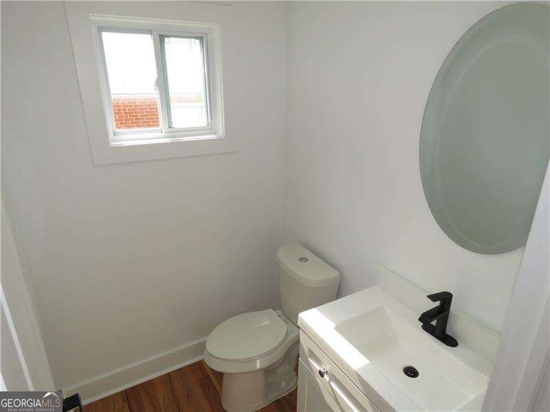Photo 14 of 1819 Avon Avenue SW