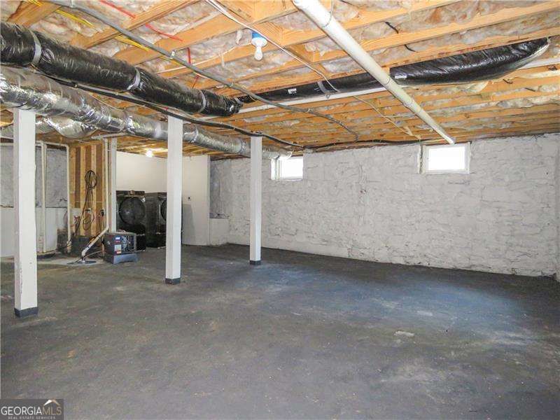 Photo 38 of 1819 Avon Avenue SW