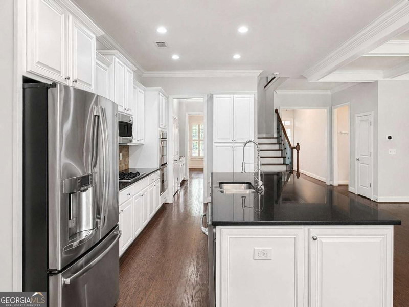 Photo 13 of 514 Glenmanor Court