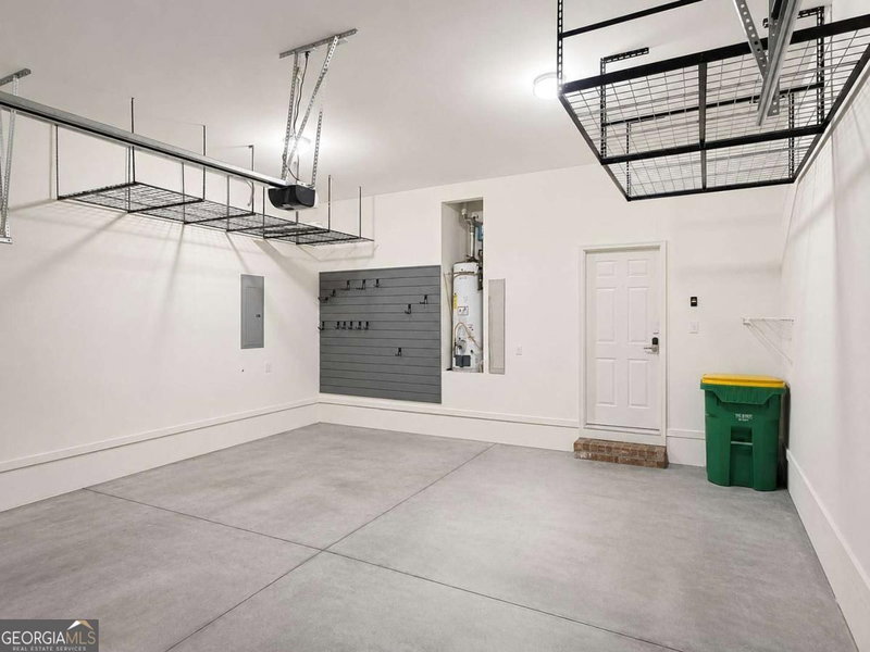 Photo 33 of 514 Glenmanor Court