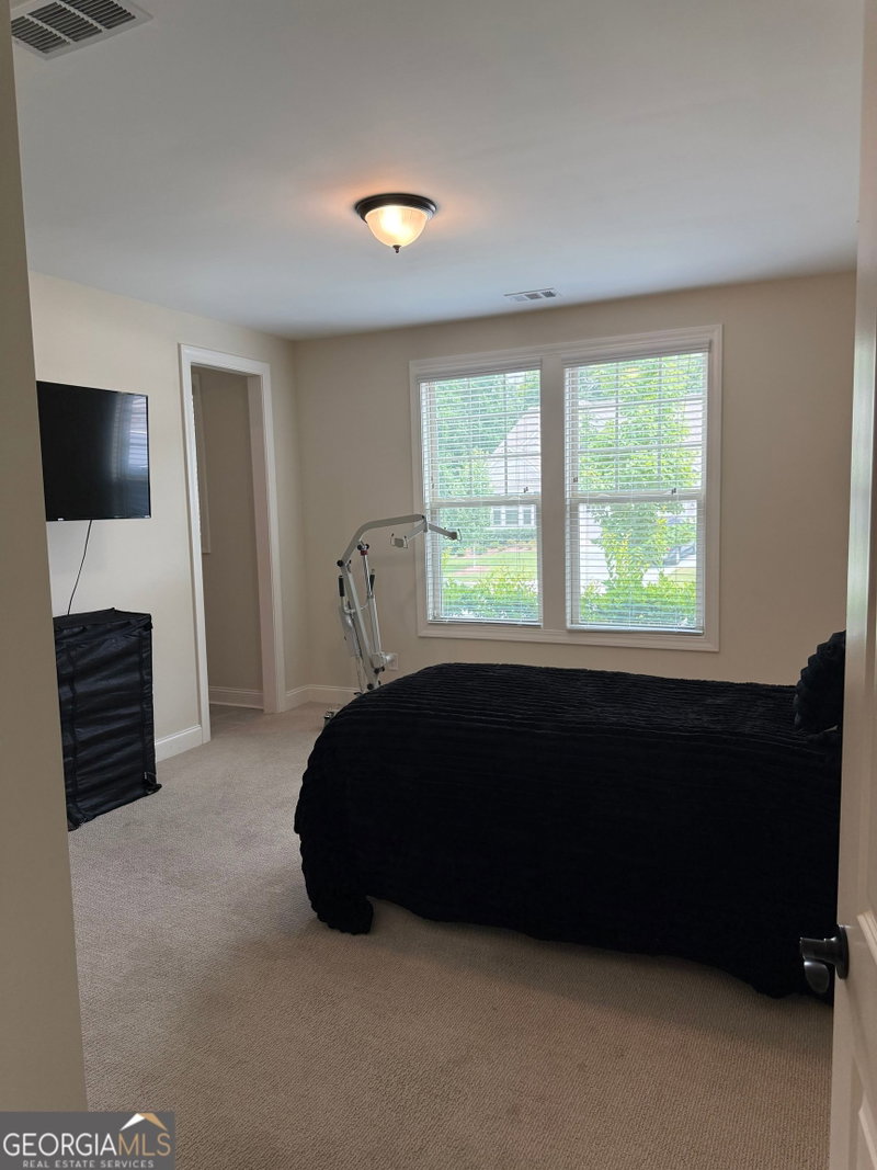 Photo 14 of 469 Silverbell Court