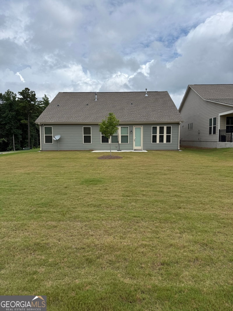 Photo 16 of 469 Silverbell Court