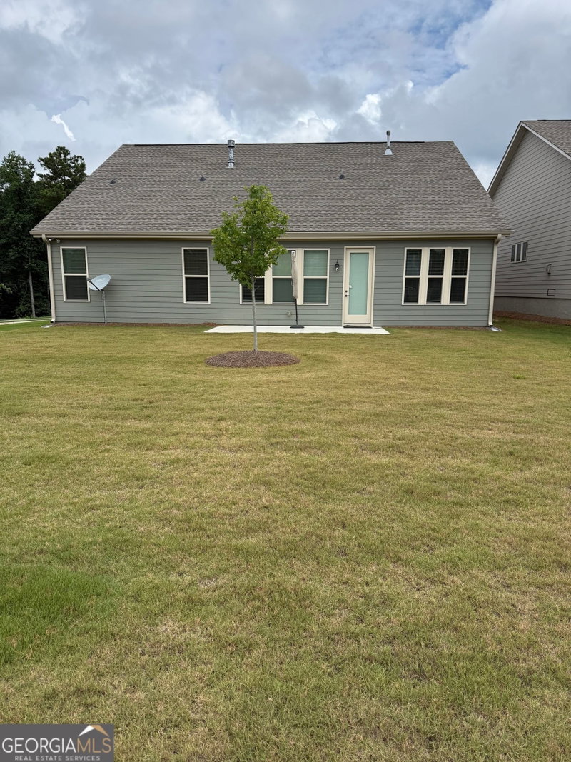 Photo 17 of 469 Silverbell Court