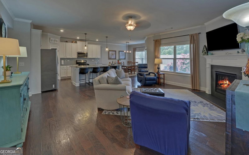Photo 7 of 4323 Clubside Drive