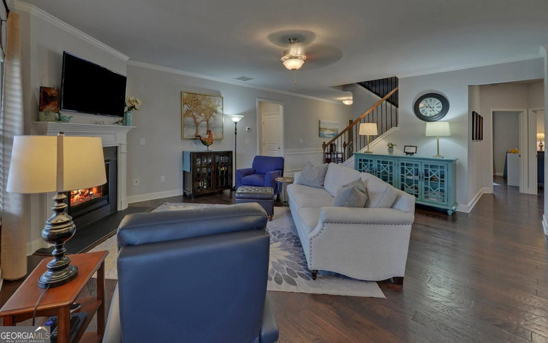 Photo 9 of 4323 Clubside Drive