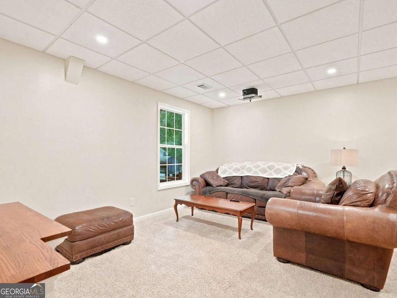 Photo 29 of 460 Kerry Drive