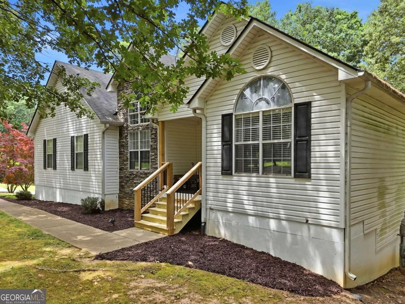 Photo 39 of 460 Kerry Drive