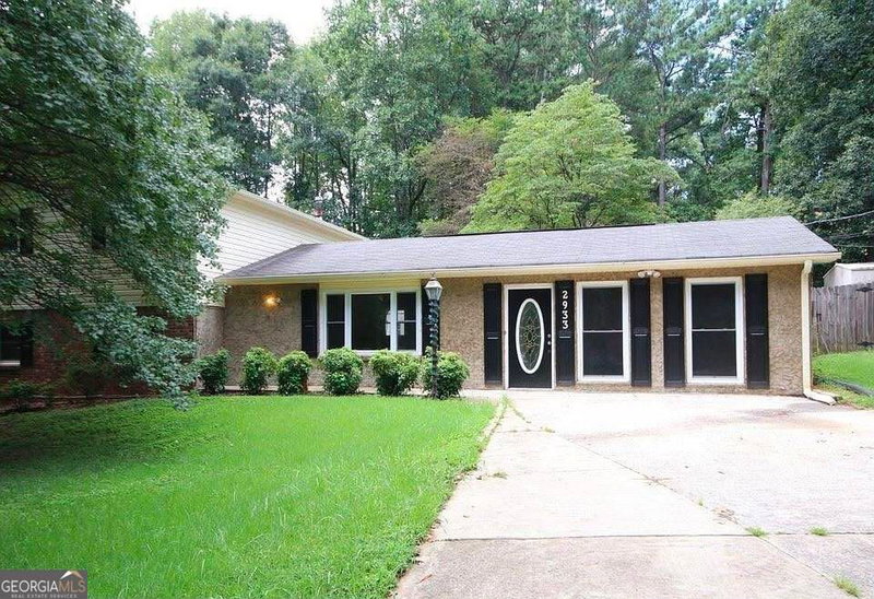 2933 Howell Drive