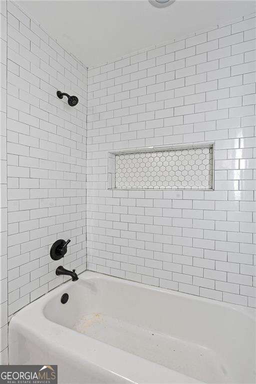 Photo 18 of 280 Holly Road NW