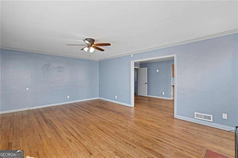 Photo 8 of 280 Holly Road NW