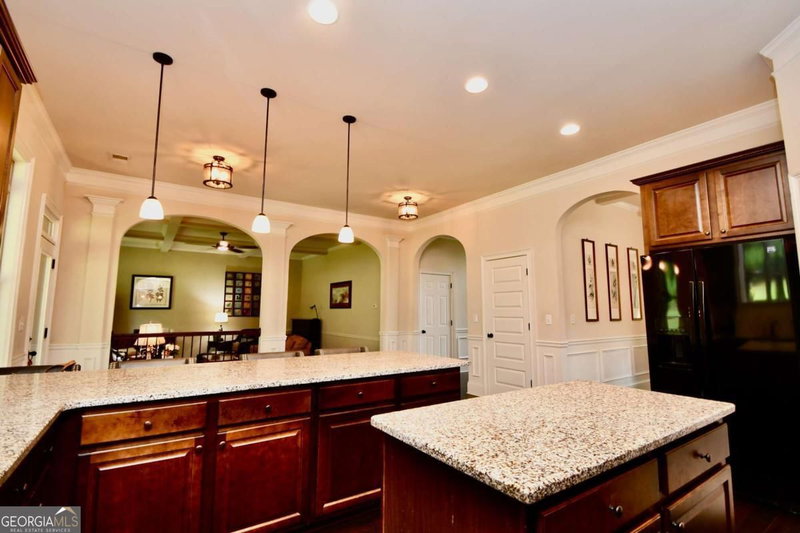 Photo 11 of 1140 Riverhill Drive