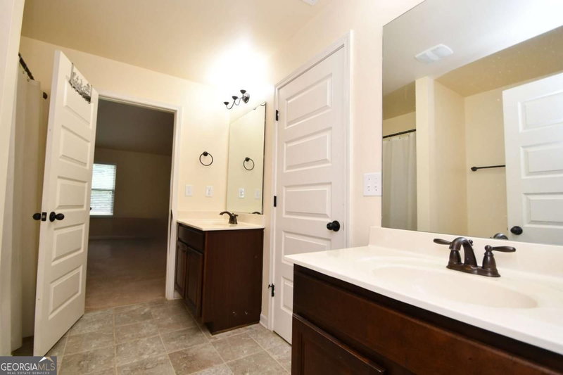 Photo 41 of 1140 Riverhill Drive