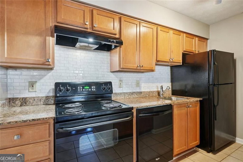 Photo 6 of 3115 Seven Pines Court #207