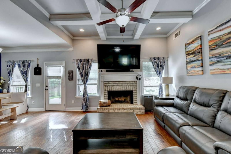 Photo 6 of 4331 Highland Gate Parkway