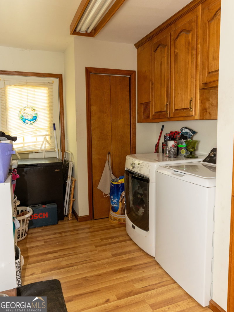 Photo 19 of 403 Ridgecrest Drive