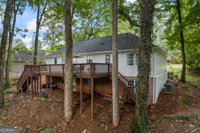Photo 38 of 375 Brookstone Drive