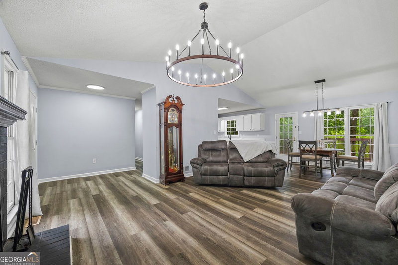 Photo 13 of 375 Brookstone Drive