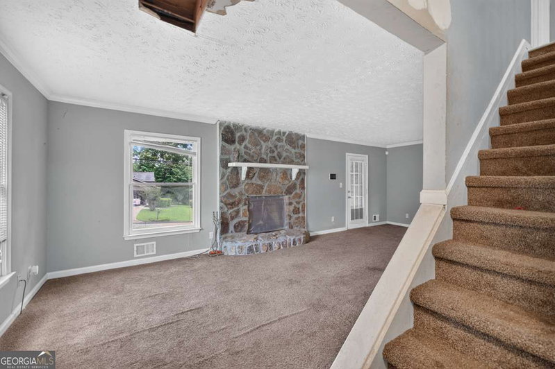 Photo 9 of 3356 Benton Harbor Court