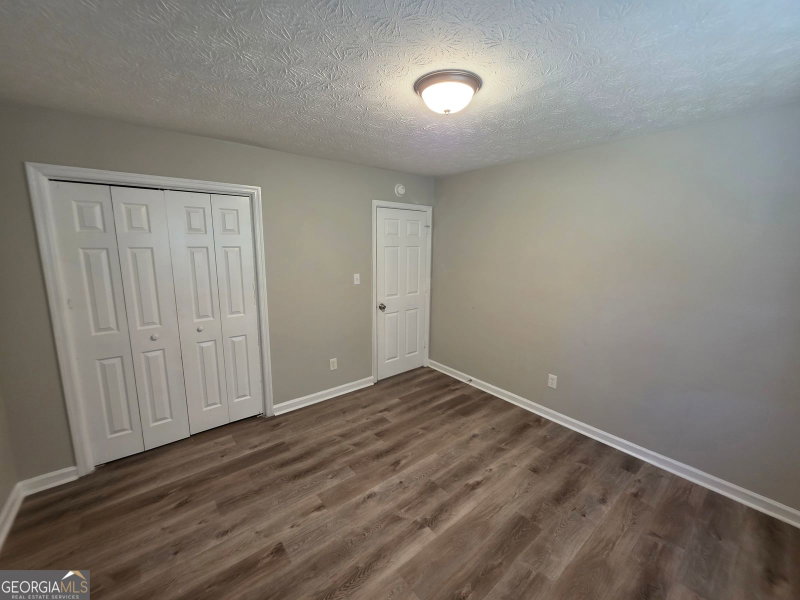 Photo 11 of 3000 Sebring Court