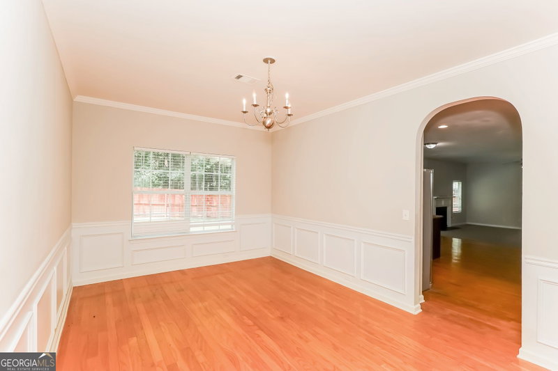 Photo 6 of 7868 Wrotham Circle
