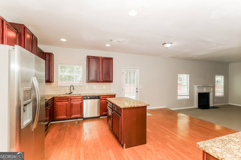 Photo 7 of 7868 Wrotham Circle