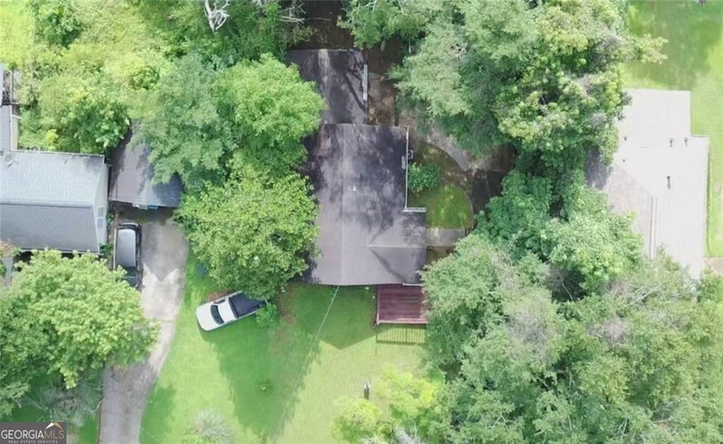 Photo 3 of 2246 Rhinehill Road