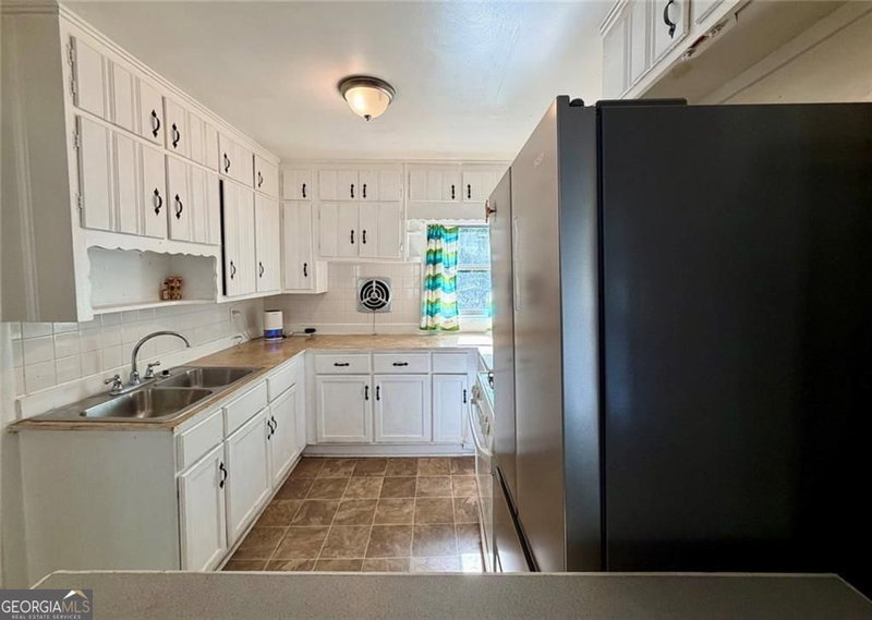 Photo 9 of 2246 Rhinehill Road