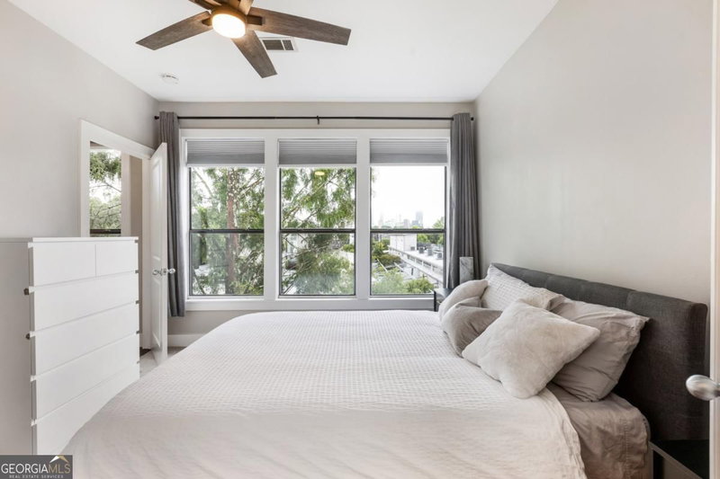 Photo 14 of 821 Ralph McGill Boulevard #2405