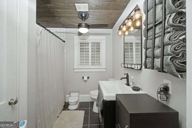 Photo 15 of 208 Briarcliff Road