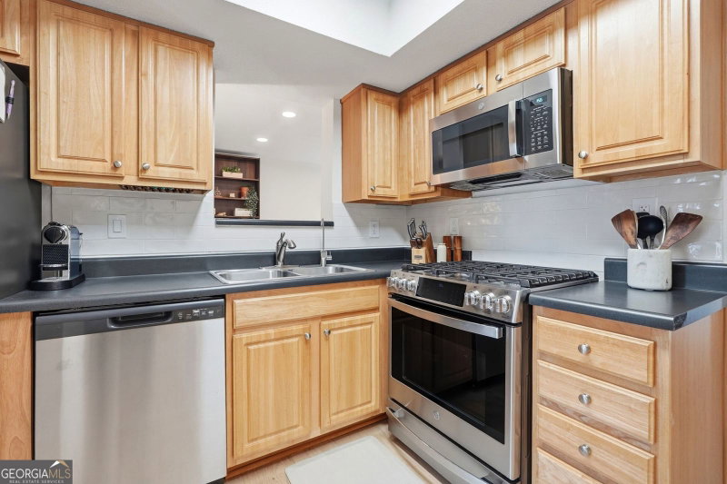 Photo 7 of 3301 Henderson Mill Road #S4