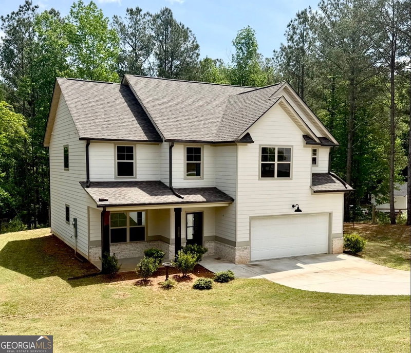 Photo 2 of 1180 Awenasa Drive