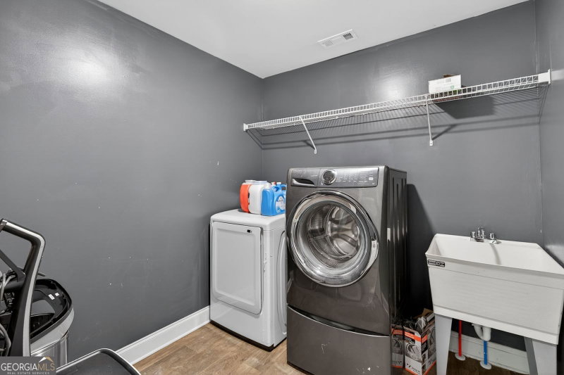 Photo 22 of 1180 Awenasa Drive