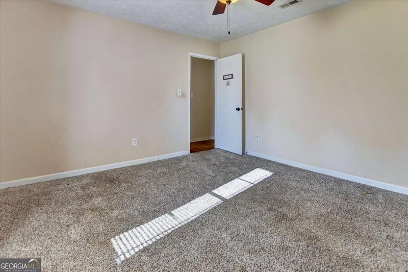Photo 11 of 11553 Matthews Trail