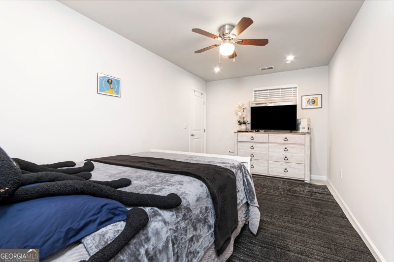 Photo 16 of 420 Bancroft Street
