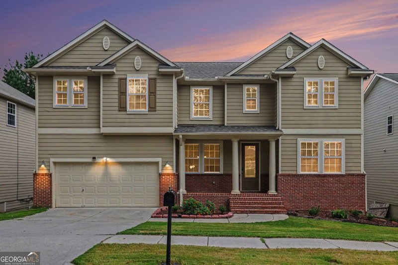 6195 Park Leaf Walk