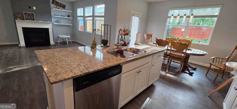 Photo 12 of 5551 Foxglove Way