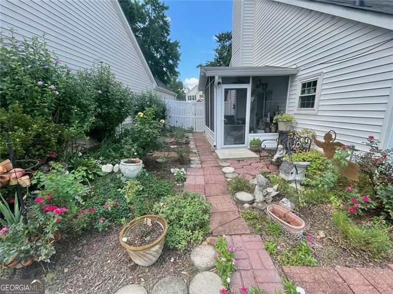 Photo 36 of 2597 Albion Farm Way