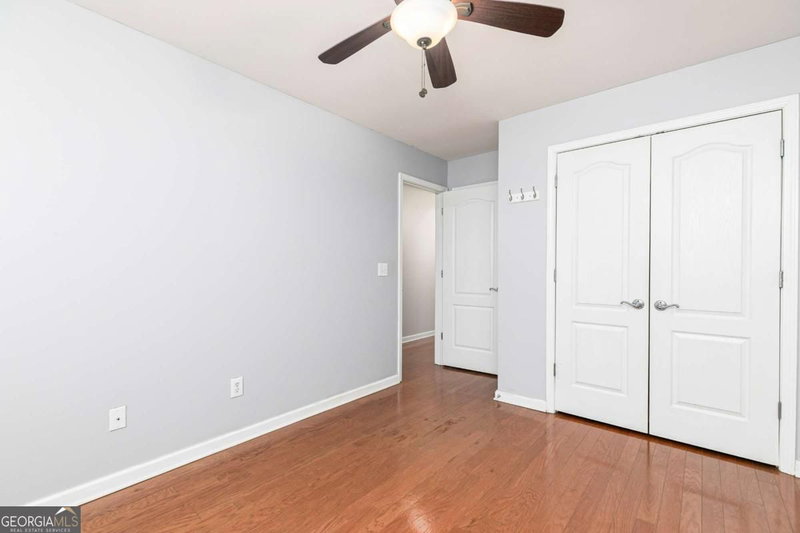 Photo 14 of 5011 Kathryn Glen Drive