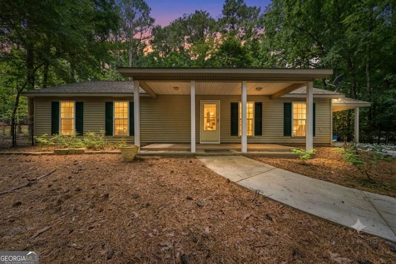 372 East Riverbend Drive